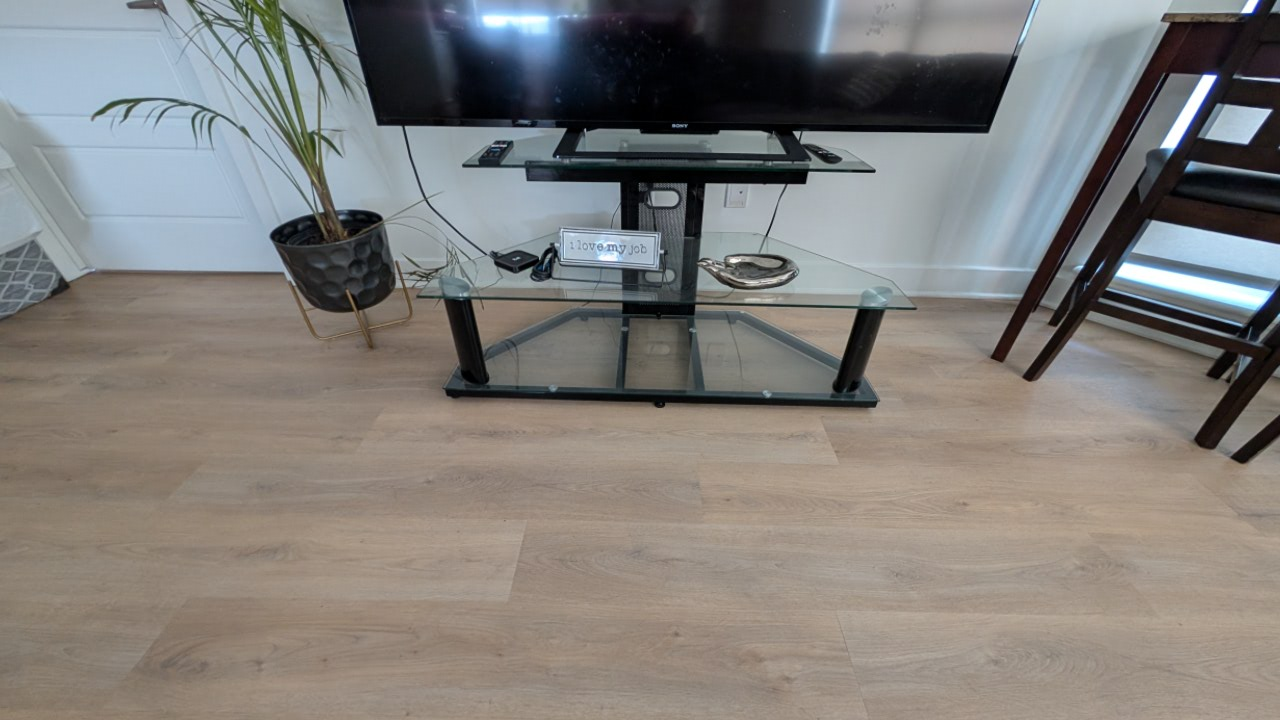 Corner TV Stand with Glass Shelves - photo 4