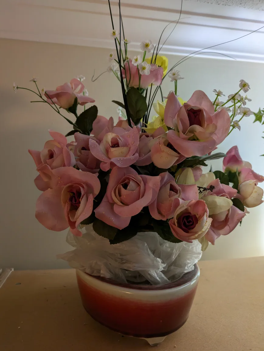 🏈 Artificial flower arrangement in red and white pot image indicator(3)