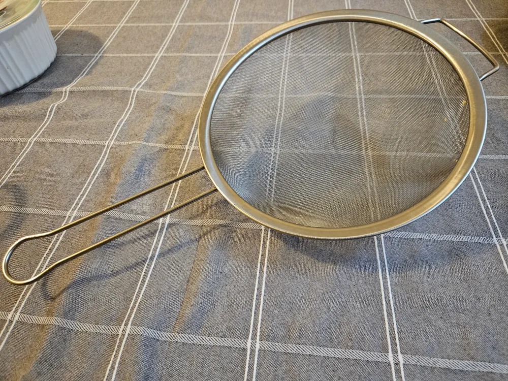 Stainless Steel Fine Mesh Strainer - approx 10 inch Diameter 🏈 image indicator(2)