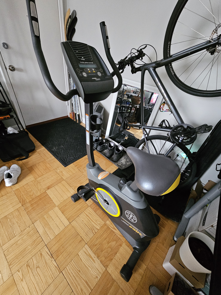 Gold's Gym 200e Upright Exercise Bike - photo 5