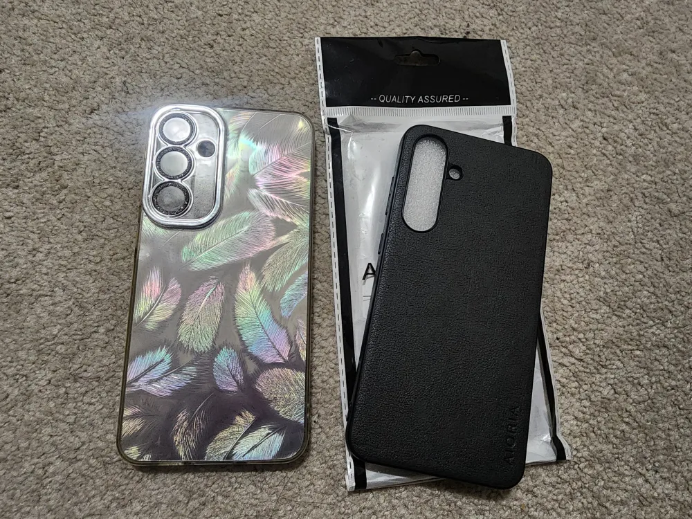 S24 FE Phone Case Bundle: Feather Design & Black Case thumbnail