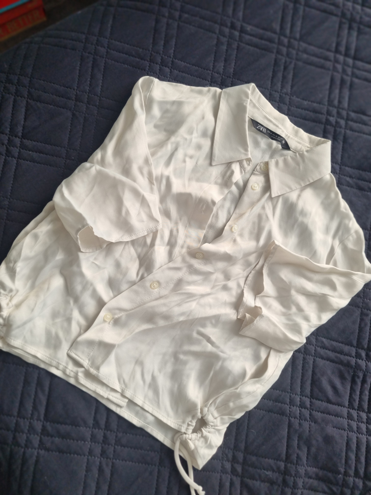 Zara Women's Off-White Blouse