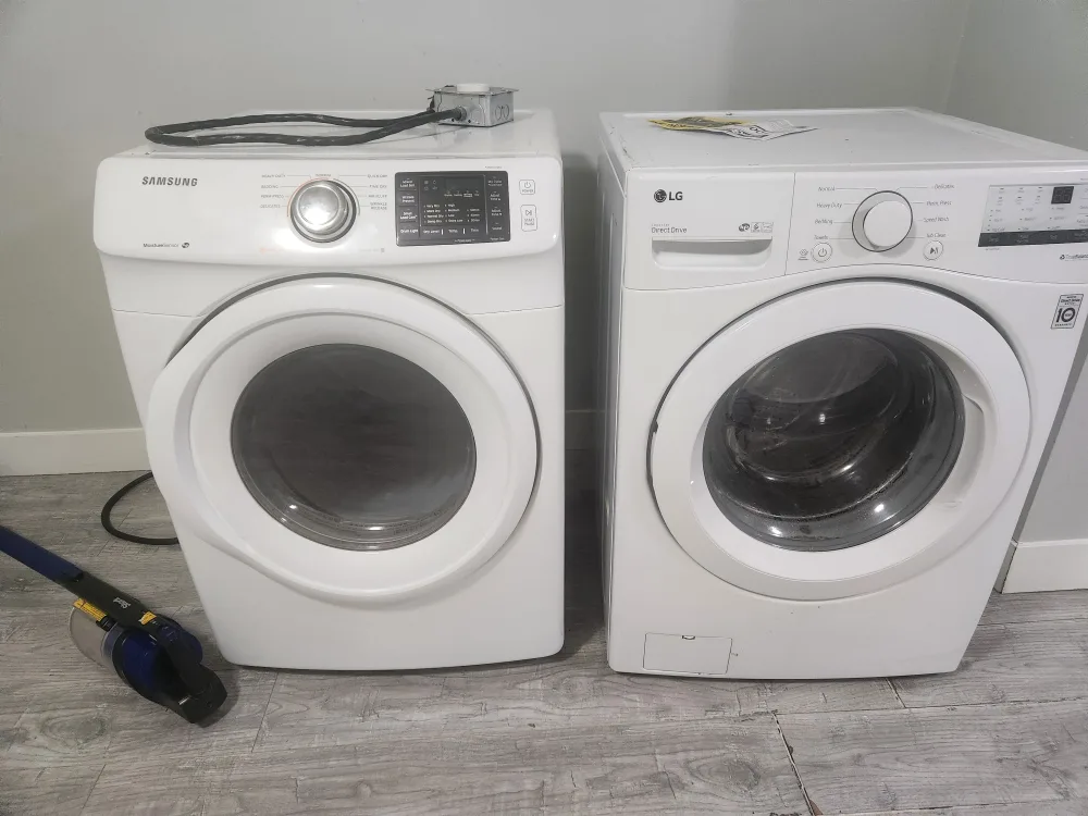 Samsung Electric Dryer and LG Washer Set image indicator(3)