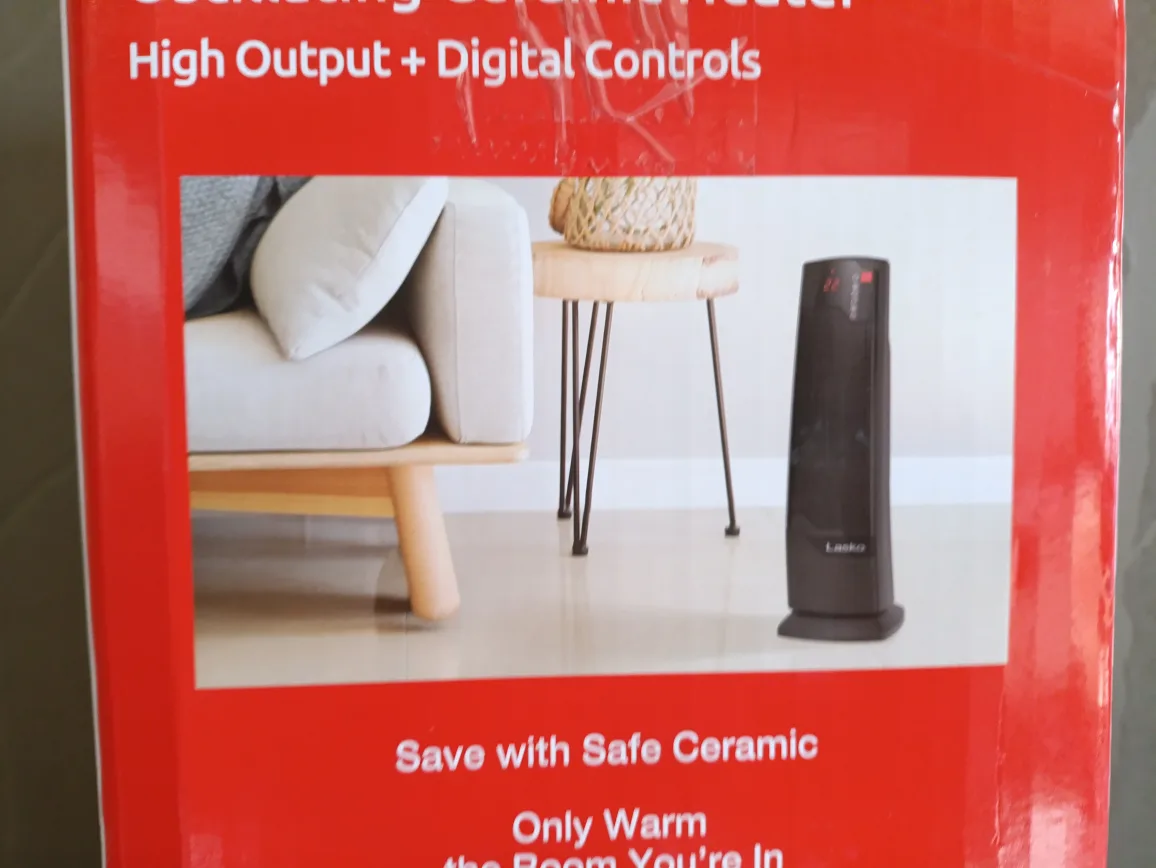 Lasko Oscillating Ceramic Heater with Remote image indicator(4)