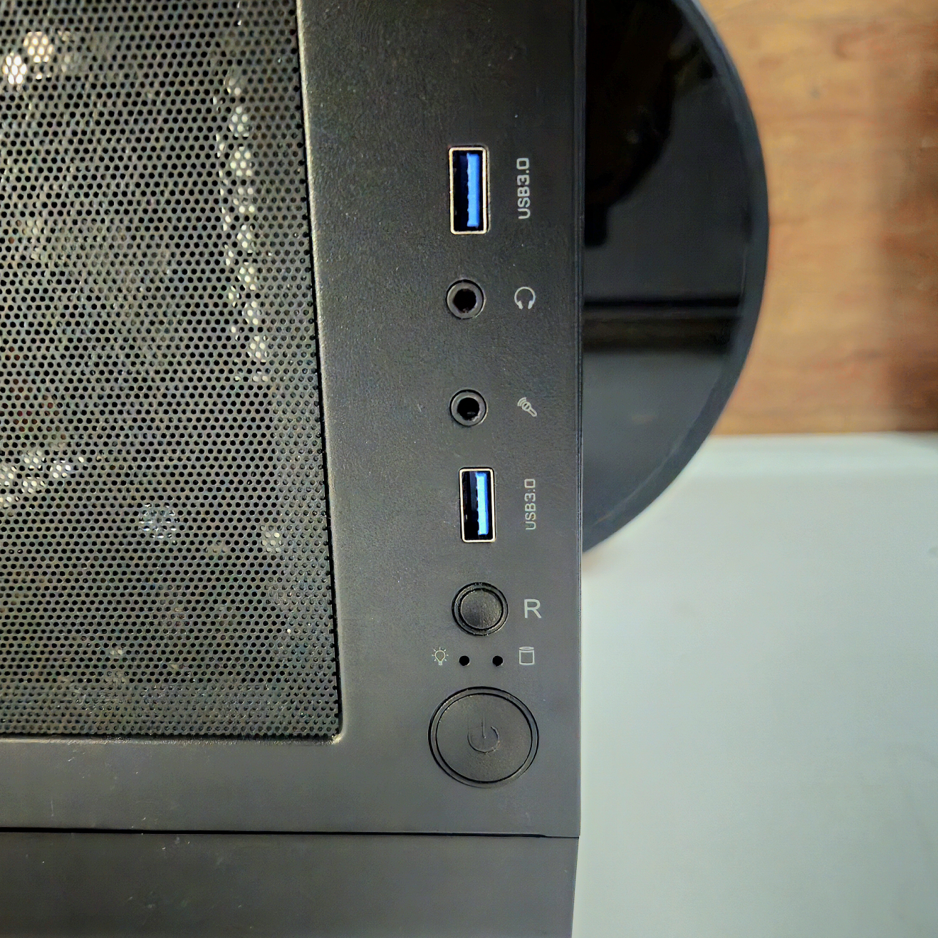 Gaming PC (RTX 3070 | Ryzen 7 5700x | 32GB RAM | 1TB NVME SSD) - photo 5