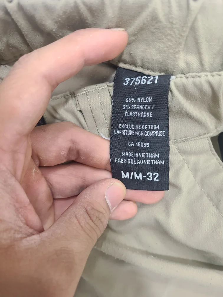 2 pairs of Convertible cargo pants image indicator(3)