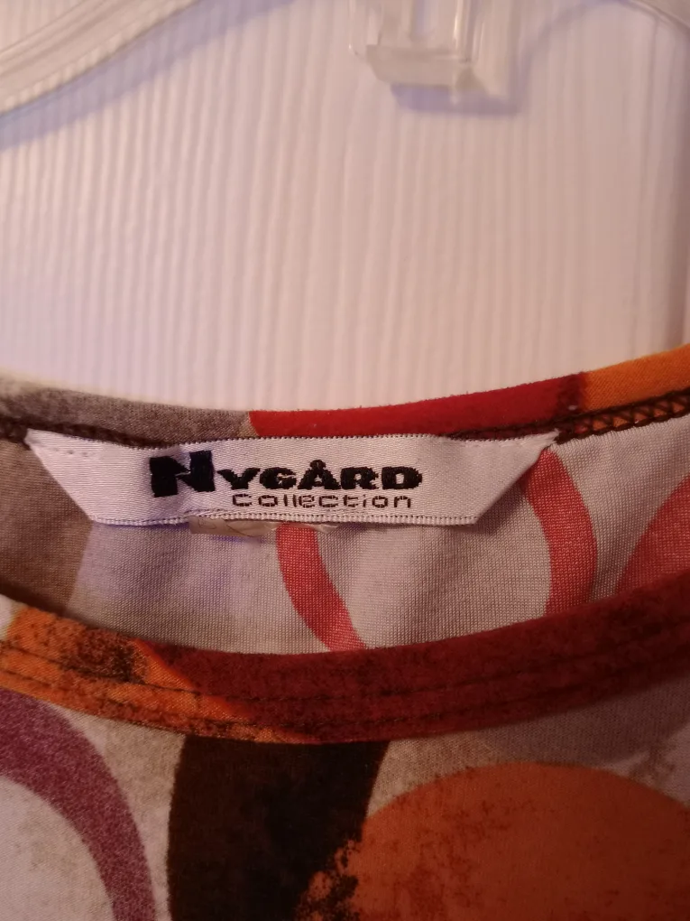 Nygard Collection Women's Abstract Print Short Sleeve Top image indicator(2)