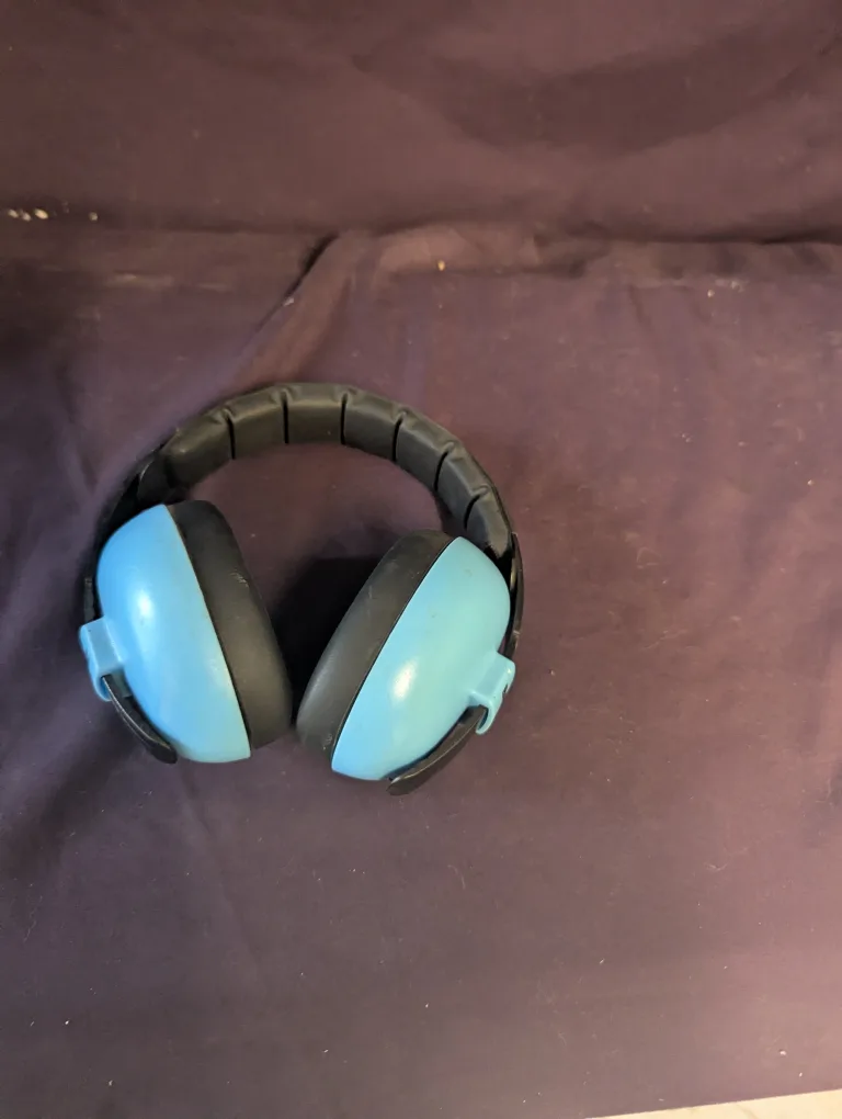 Banz Baby Earmuffs - Light Blue thumbnail