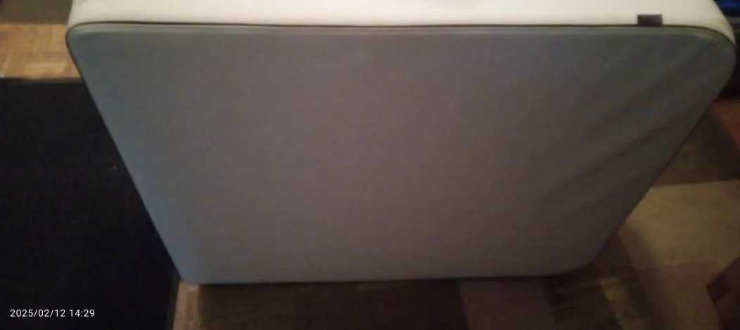 Portable Folding Massage Table image indicator(4)