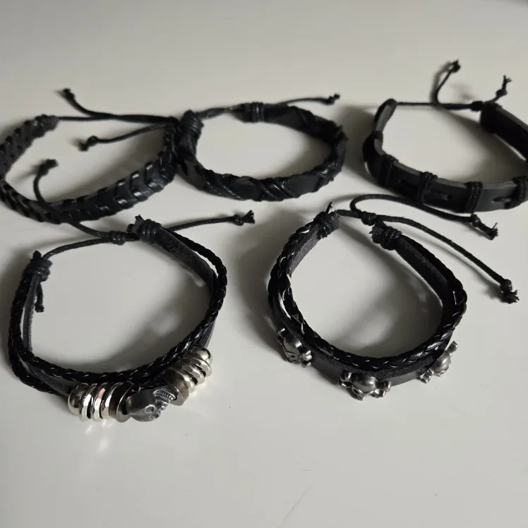 🧡 5 Adjustable Gothic Leather Bracelets image indicator(2)