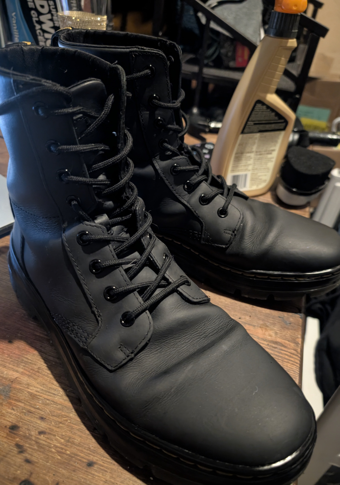 Dr. Martens Combs Leather Boots - Size US Men's 11