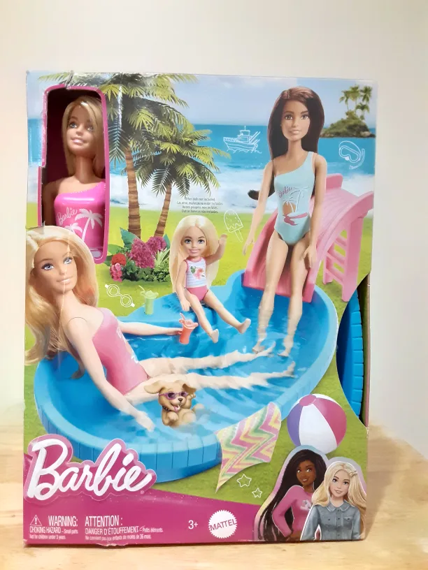 Barbie Doll and Pool Playset, Blonde in Pink One-Piece Swimsuit image indicator(4)