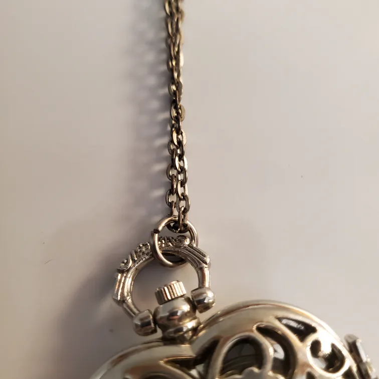 Heart-Shaped Pocket Watch Necklace image indicator(10)