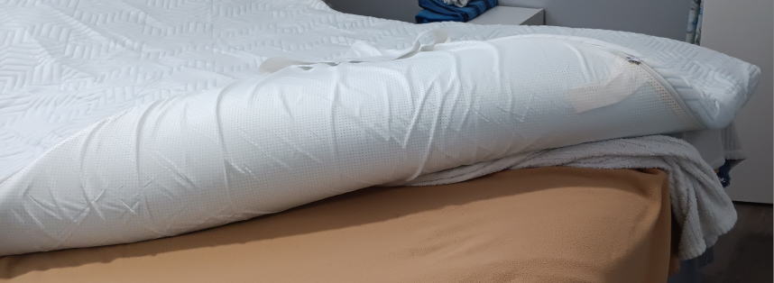 2" Gel Infused Mattress Topper with water proof removable cover - photo 2