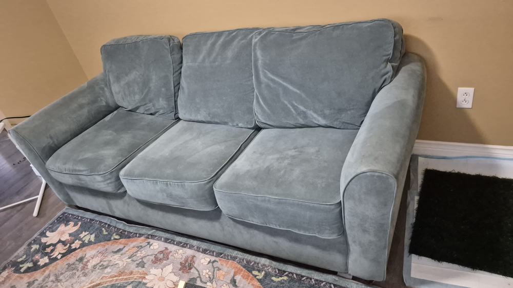 *MOVING SALE* Teal Lazy boy couch - photo 3