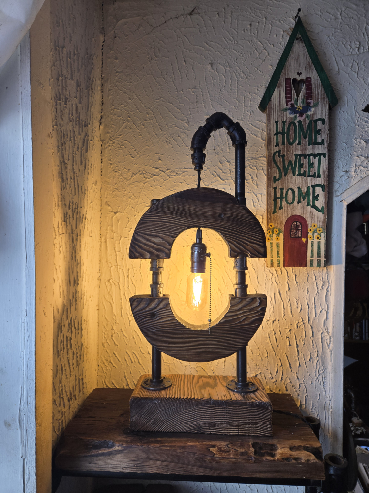 Rustic Farmhouse Style Table Lamp