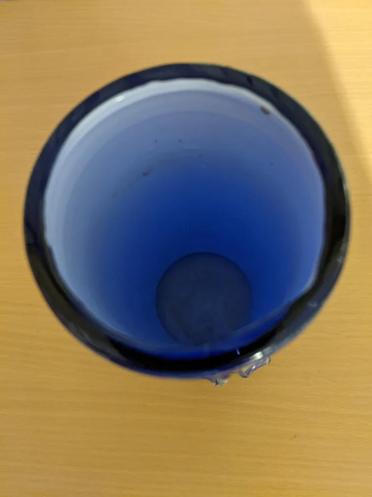 🏈 Unique Cobalt Blue Glass Vase image indicator(2)