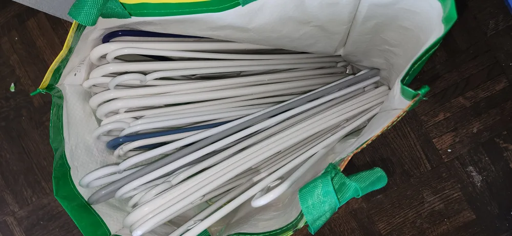 Bulk Lot of Plastic Clothes Hangers thumbnail