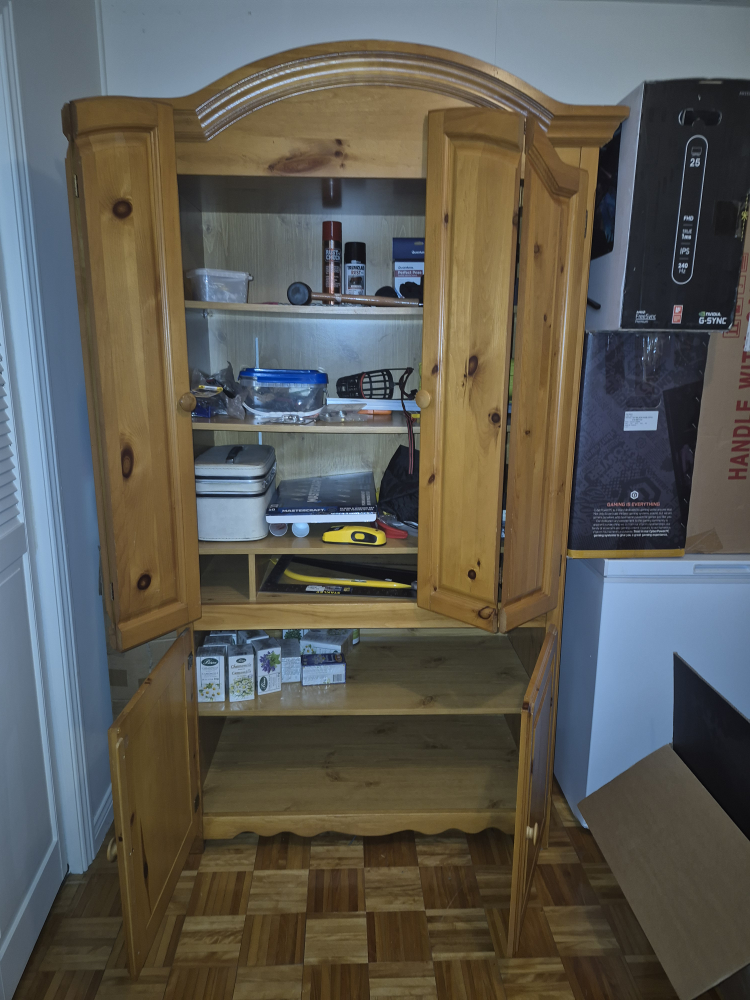 Solid Pine Wood Armoire/Cabinet - photo 3