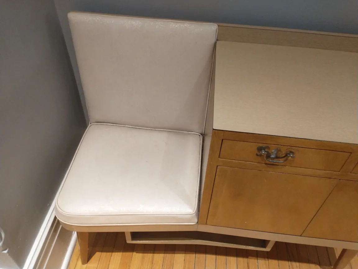 Vintage Solid Wood Telephone Seat Chair image indicator(3)