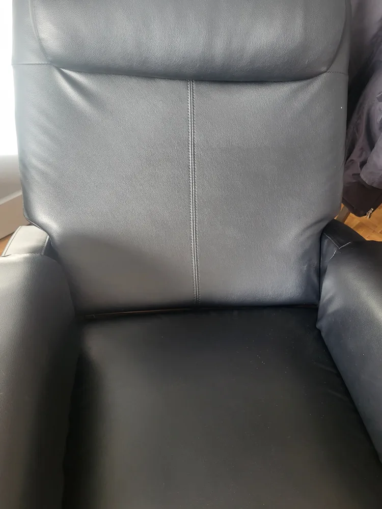 Black Leather Recliner Chair image indicator(5)