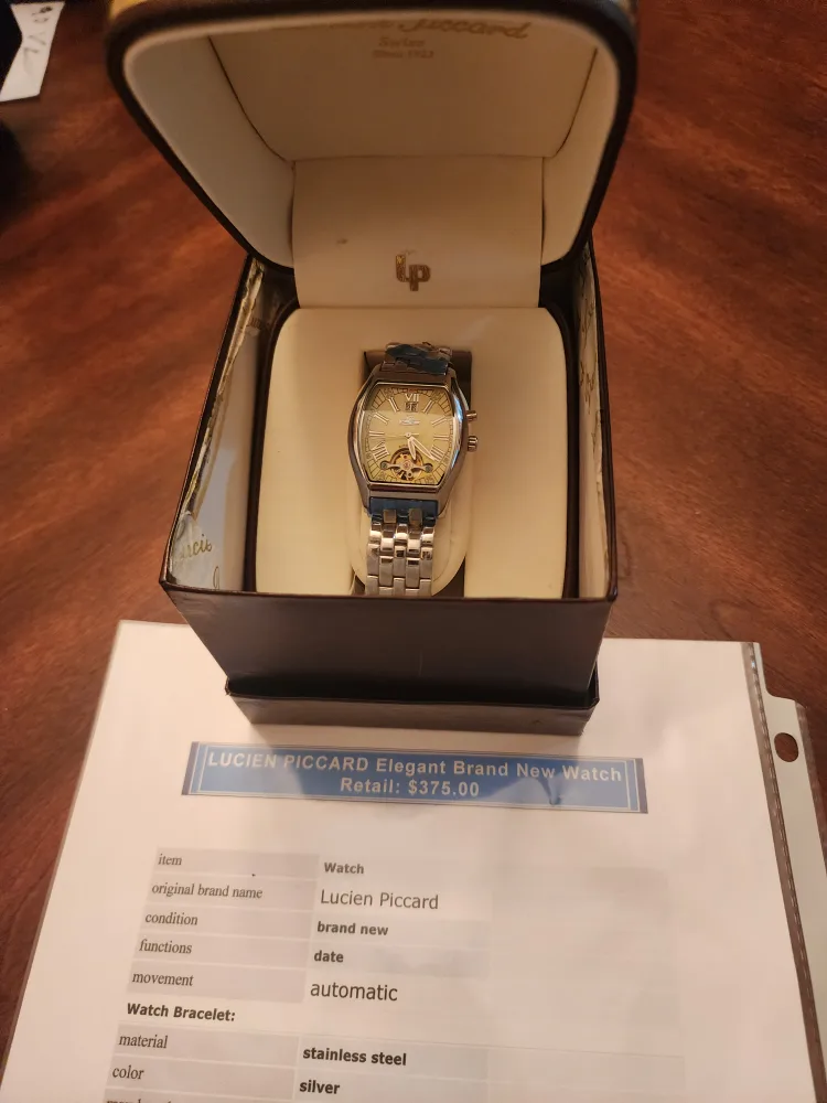 Lucien Piccard Swiss Watch image indicator(2)