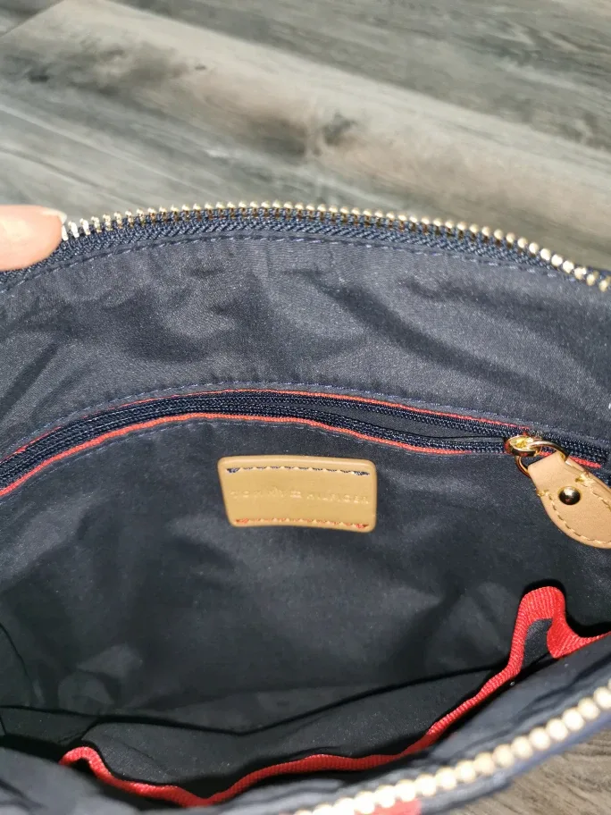 Tommy Hilfiger Navy Blue Crossbody Bag image indicator(6)