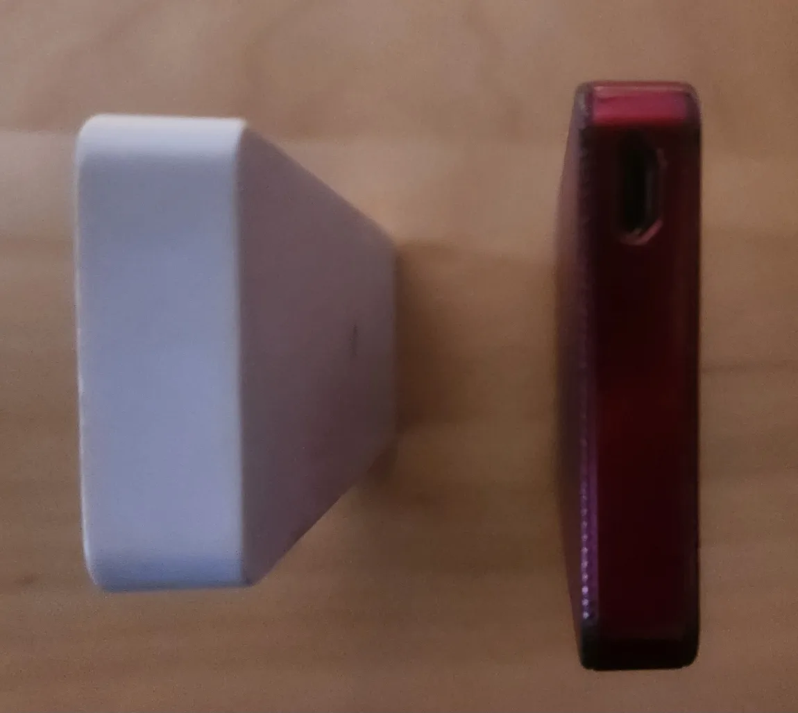 Two Portable Power Banks - Smart & NexxTech image indicator(5)