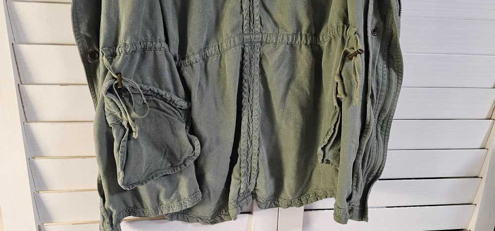 CASLON Olive Green Utility Vest - Size M image indicator(7)