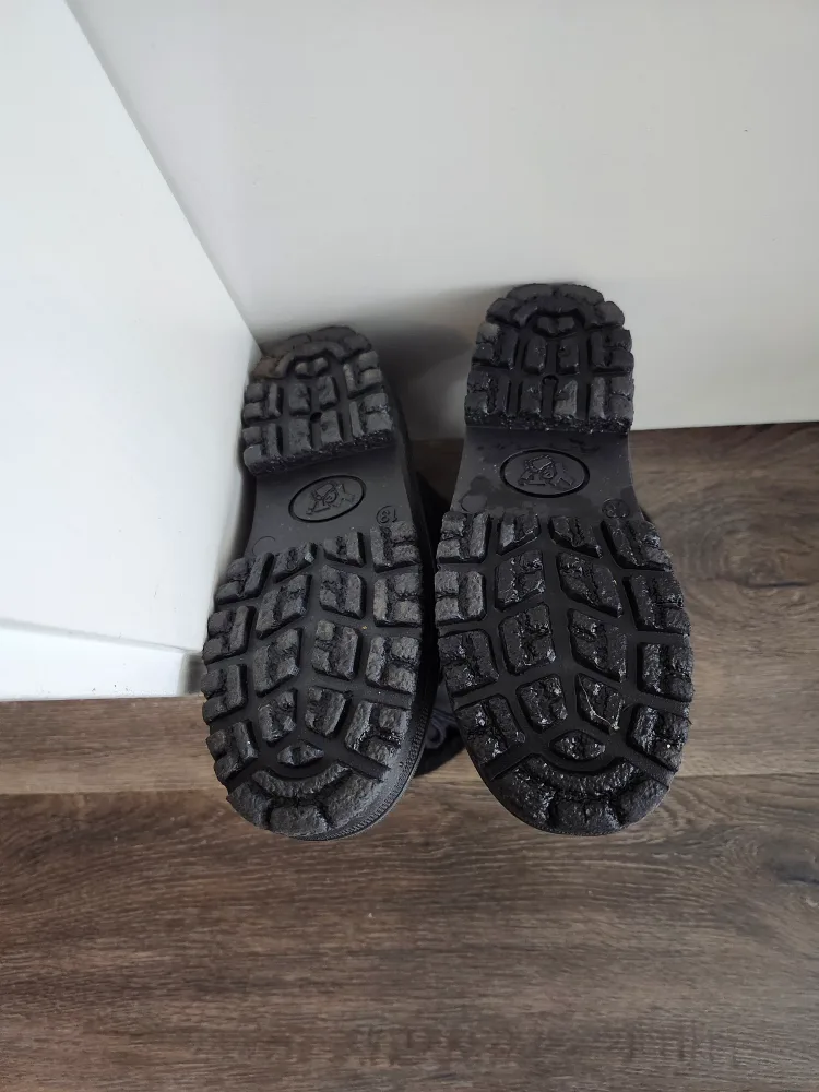 YETI Kids' Snow Boots - Size 13 🏈 image indicator(6)