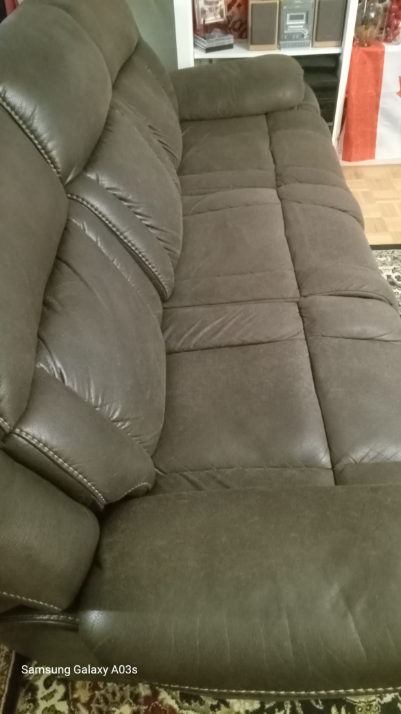 Brown Leather Reclining Sofa - photo 2
