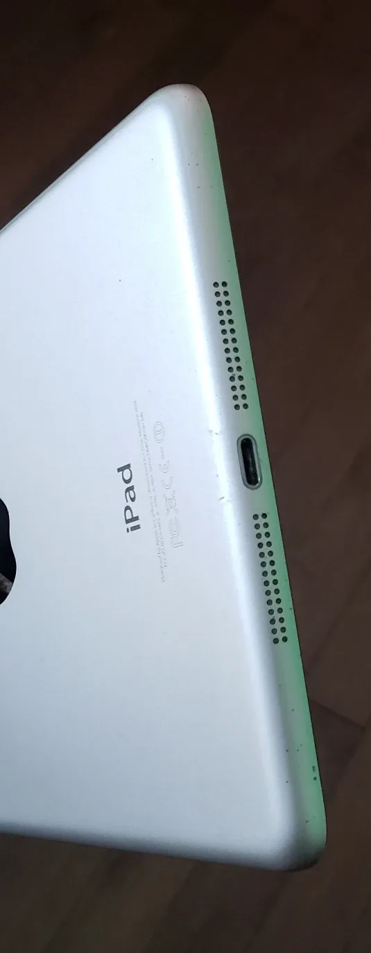 iPad mini 2 - 16GB - Silver image indicator(5)