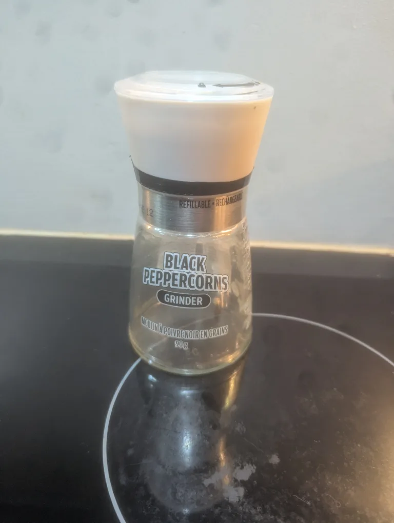 Refillable Black Peppercorn Grinder thumbnail