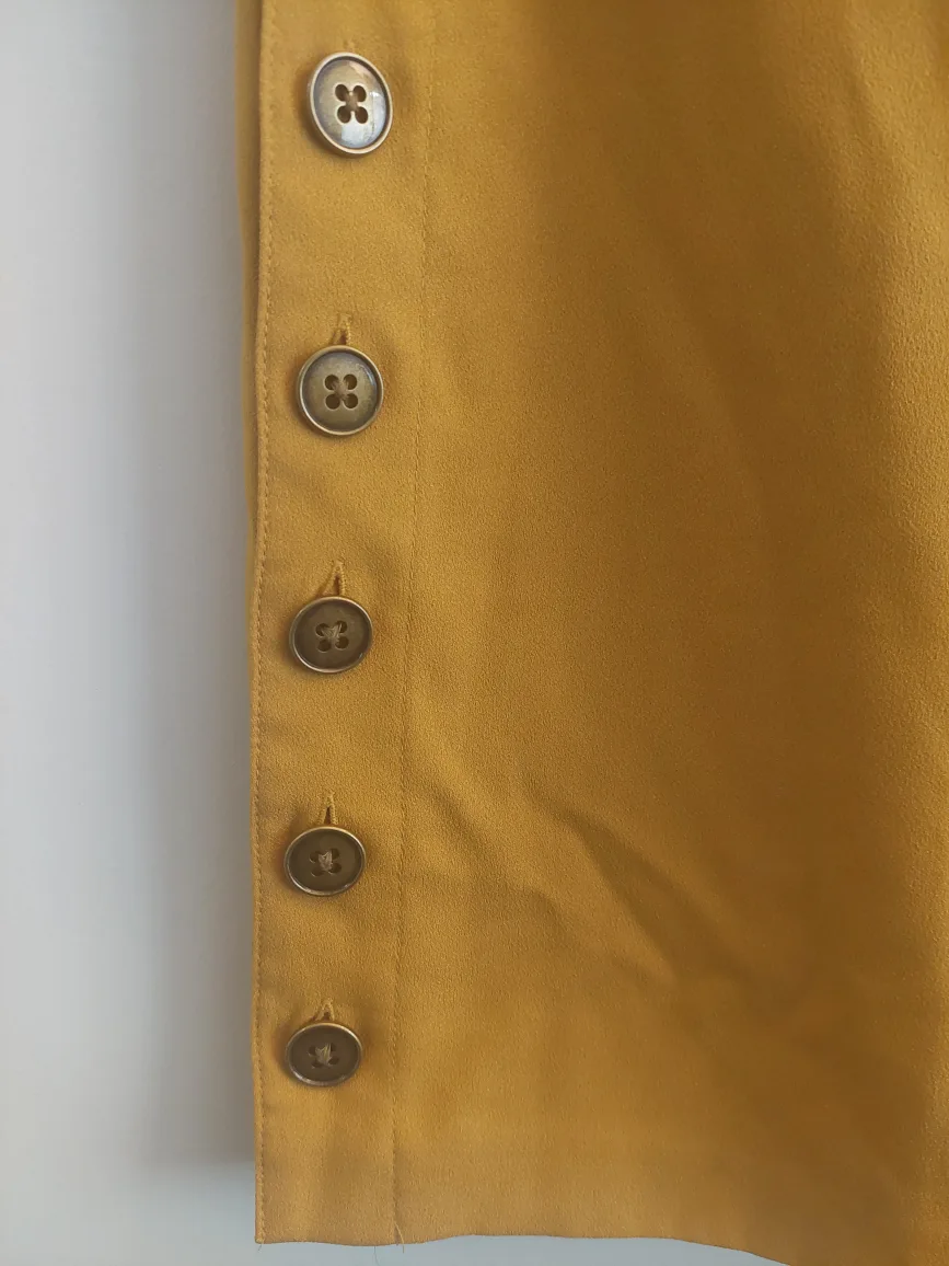 BR Yellow Sleeveless Dress, size 2 image indicator(3)