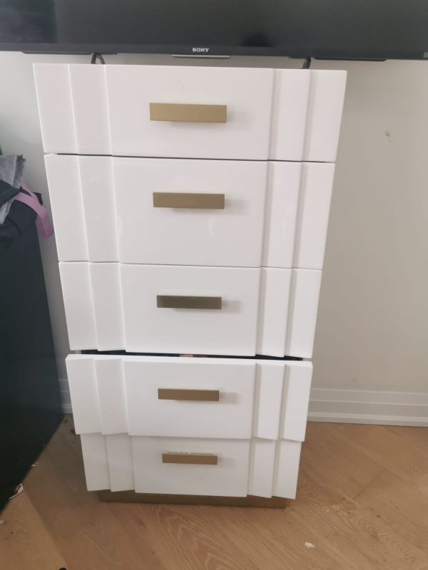 White Modern Bedroom Set - Queen Bed Frame & 6-Drawer Dresser - photo 2