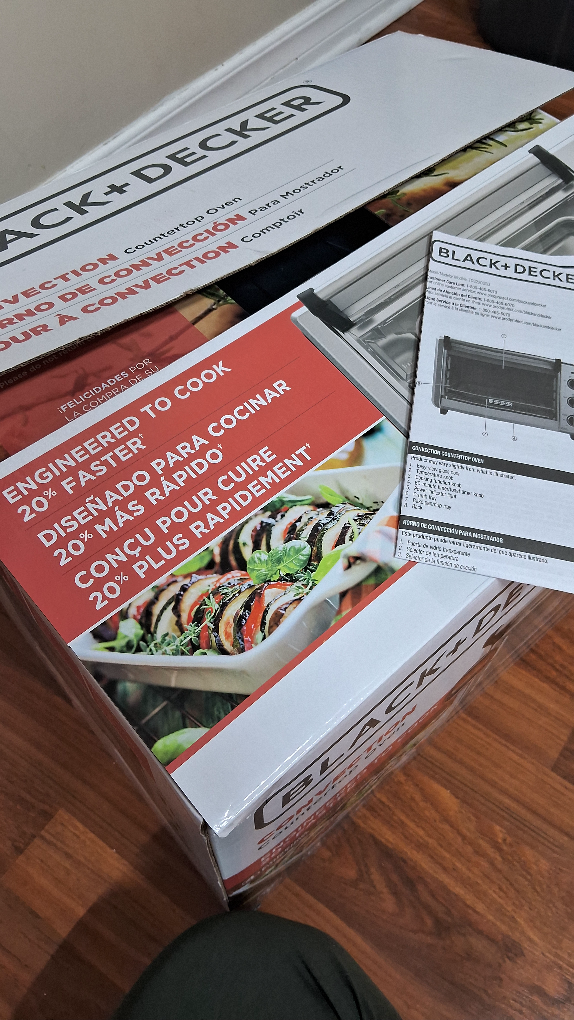 Brand New Black + Decker Convection Countertop Oven - photo 2