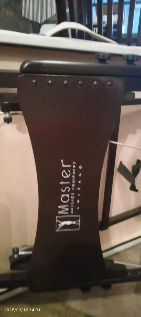 Portable Folding Massage Table image indicator(8)