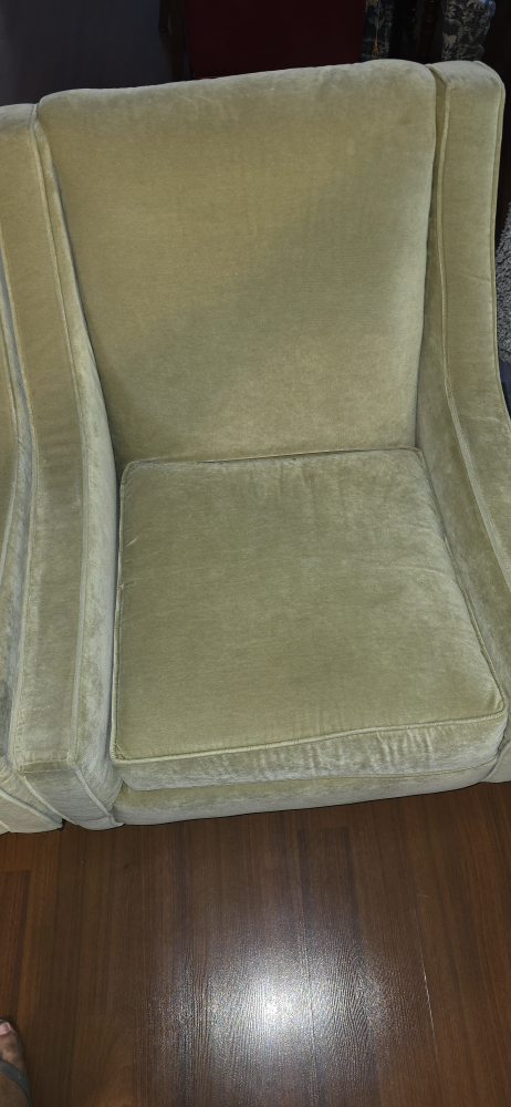 4 Olive Green Velvet Accent Chairs - photo 2