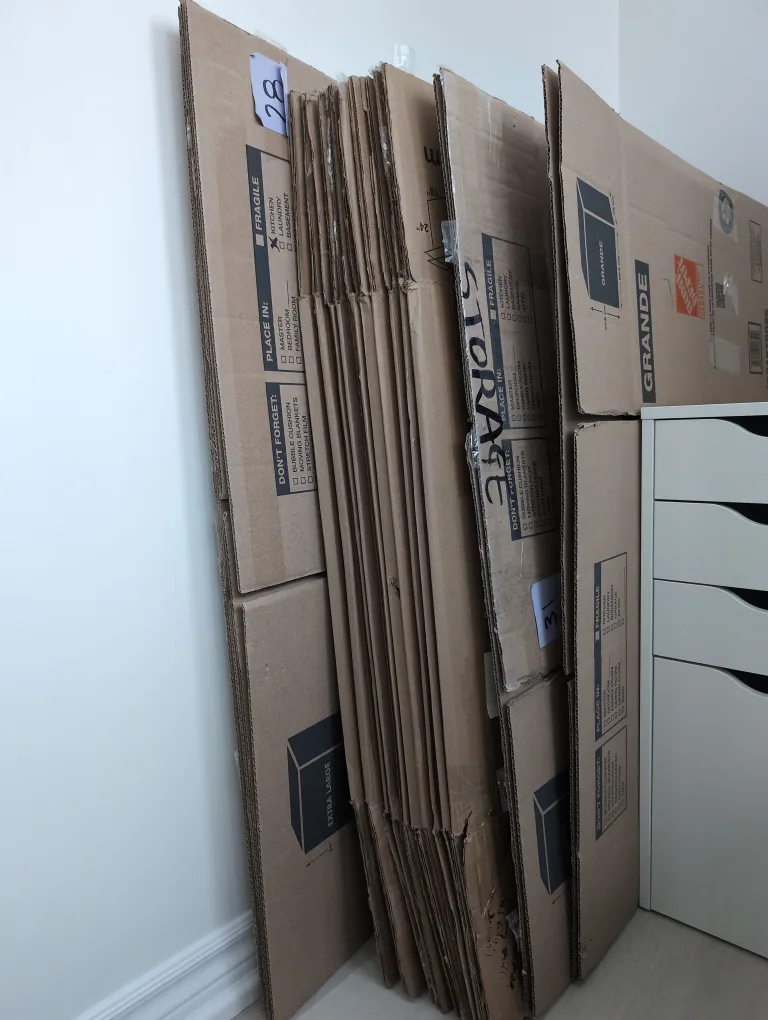 14 Large Moving Boxes thumbnail