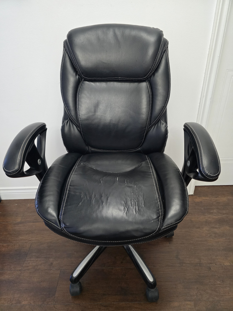 Leather Executive Chair | With Some Damage