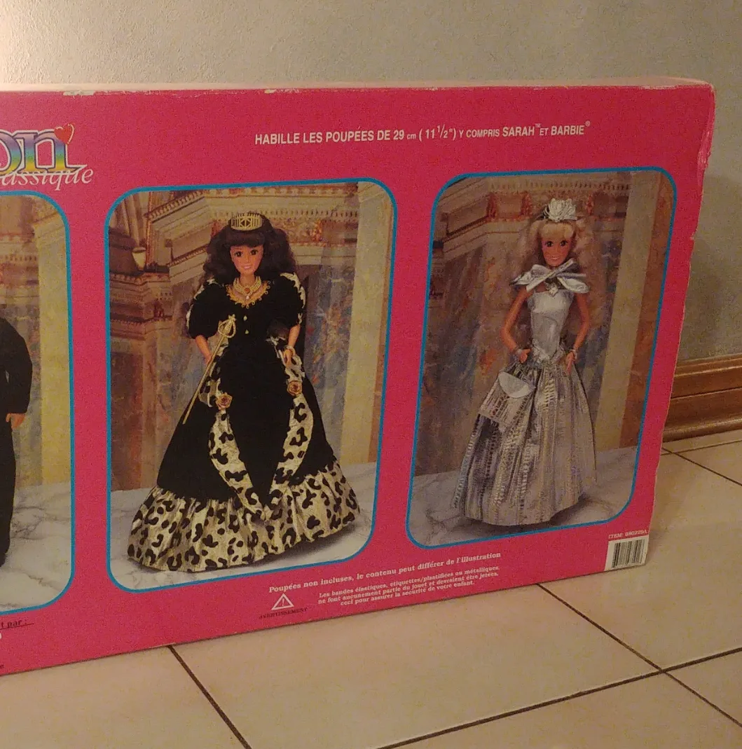 Beautiful Vintage Barbie Gowns image indicator(5)