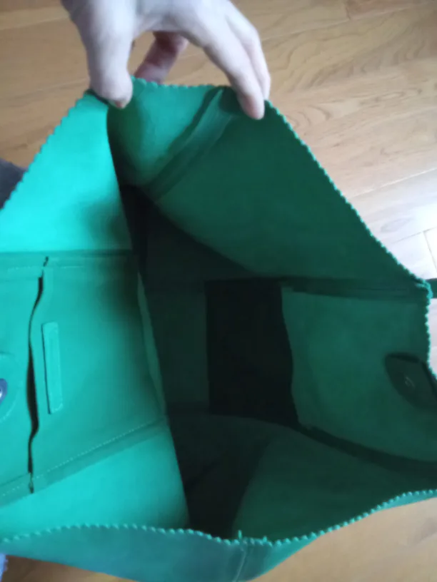 Banana Republic Leather Tote Bag Purse image indicator(7)