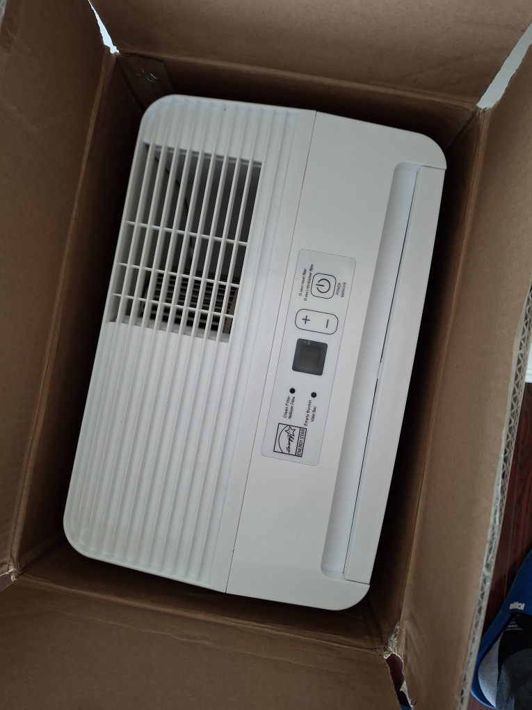 Hisense Dehumidifier - New in Box
