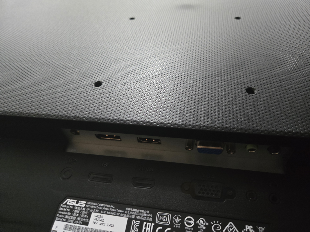 ASUS 32' 2k Monitor - photo 3