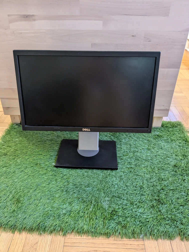 Dell P2017Hc 19.5" Monitor with stand thumbnail