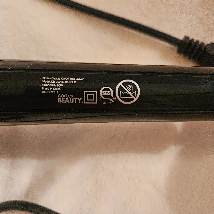 Cortex Beauty 3-Barrel Hair Waver image indicator(4)