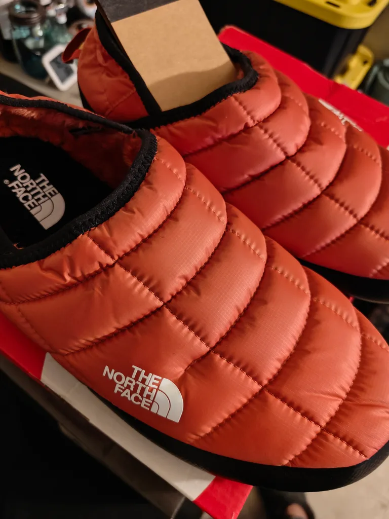The North Face ThermoBall Traction Mule V Slippers image indicator(3)