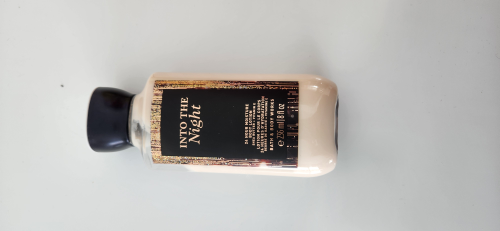 Bath & Body Works Into The Night Body Lotion