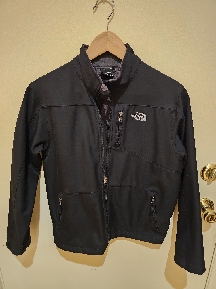 The North Face Boys' Size L Black Soft Shell Jacket