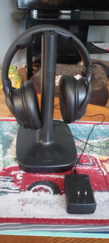 Sony Wireless Headphones with Charging Stand thumbnail
